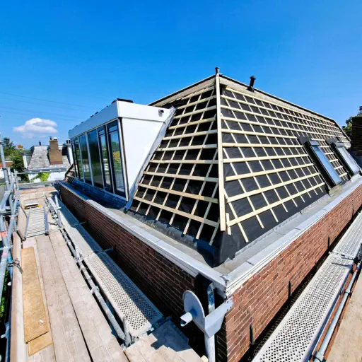 Complete dakrenovatie door Kooij-Bouw Complete dakrenovatie door Kooij-Bouw